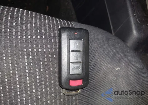 2011 Mitsubishi Lancer Es z USA, uszkodzony, nr VIN JA32U2FU1BU039984